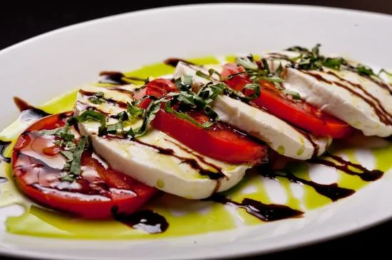 mozzarella alla caprese